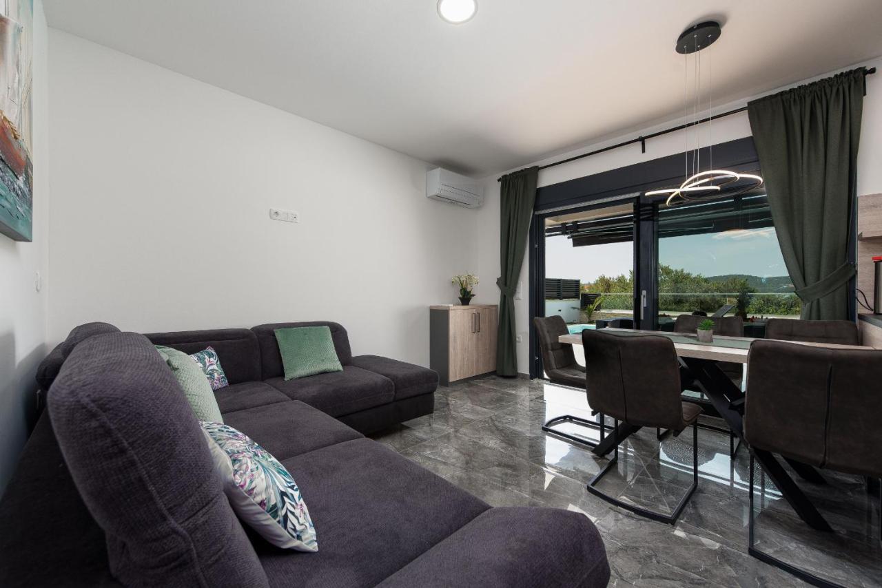 Villa Blue Sky 2 Zadarvillas トゥラニ エクステリア 写真